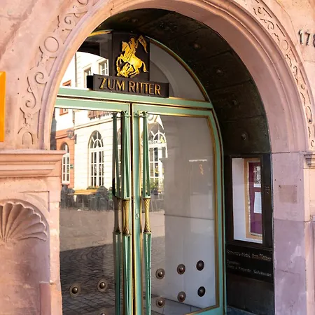 Zum Ritter St Georg - Oldest Residential Building In Since 1592 هايدلبرغ