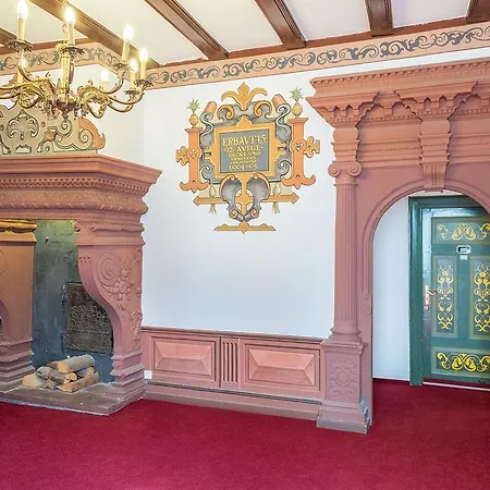 فندق Zum Ritter St Georg - Oldest Residential Building In Since 1592