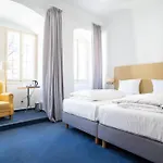 Zum Ritter St Georg - Oldest Residential Building In Since 1592 호텔 하이델베르크