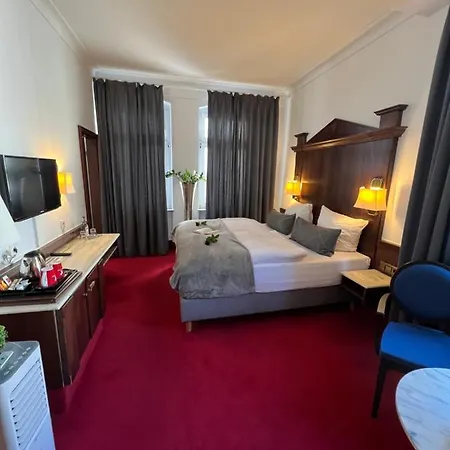 Zum Ritter St. Georg 4*