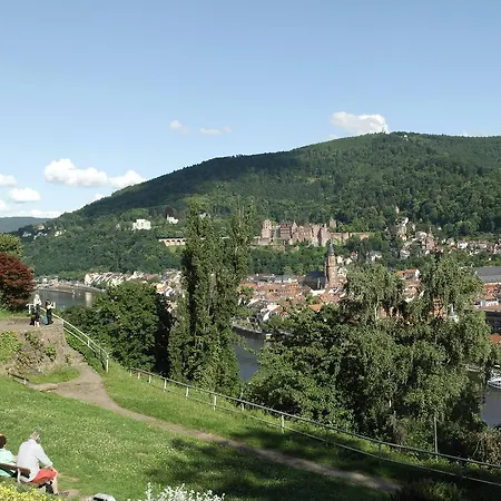 מלון Zum Ritter St Georg - Oldest Residential Building In Since 1592