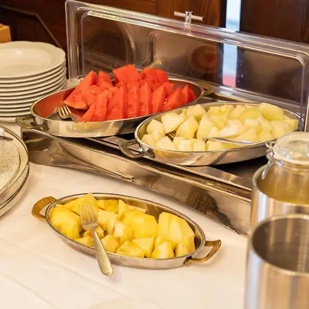 מלון Zum Ritter St Georg - Oldest Residential Building In Since 1592