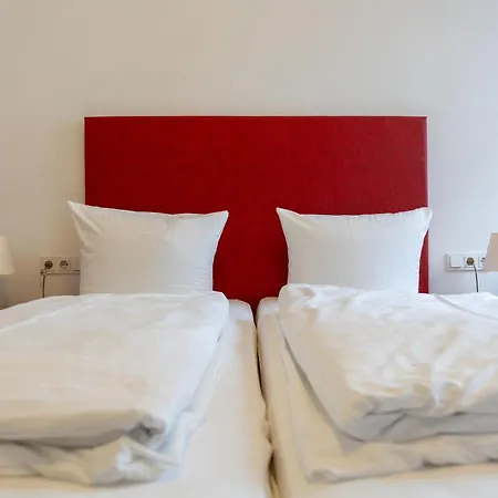 מלון Zum Ritter St Georg - Oldest Residential Building In Since 1592 היידלברג