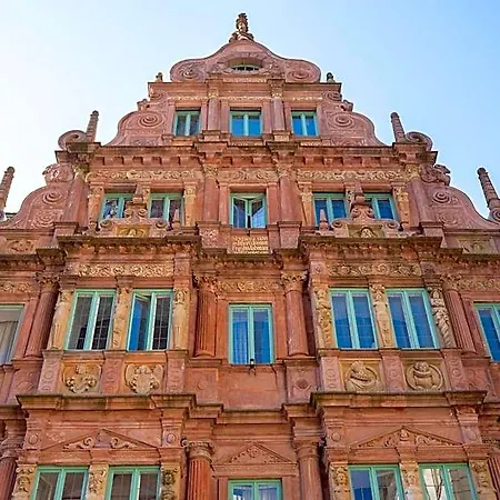 Zum Ritter St Georg - Oldest Residential Building In Since 1592 Hotel 3*