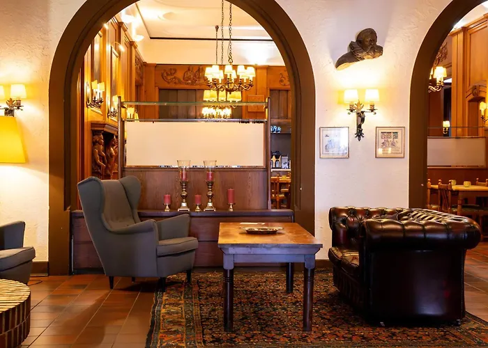 Zum Ritter St Georg - Oldest Residential Building In Since 1592 Hotel Heidelberg