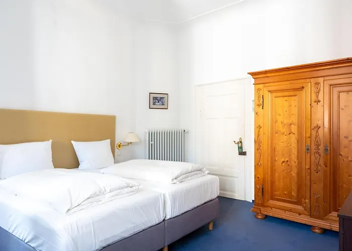 Hotel Zum Ritter St Georg - Oldest Residential Building In Since 1592 Heidelberg