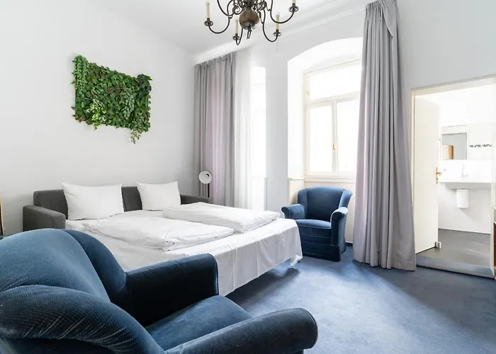 Zum Ritter St Georg - Oldest Residential Building In Since 1592 3* Heidelberg