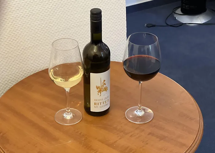 Zum Ritter St Georg - Oldest Residential Building In Since 1592 3* Heidelberg