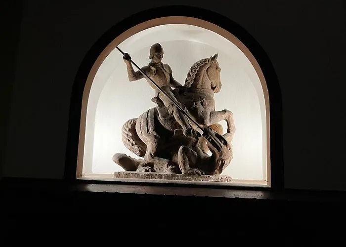 Zum Ritter St Georg - Oldest Residential Building In Since 1592