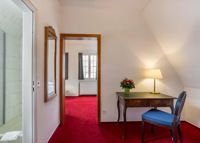 Zum Ritter St Georg - Oldest Residential Building In Since 1592 Heidelberg