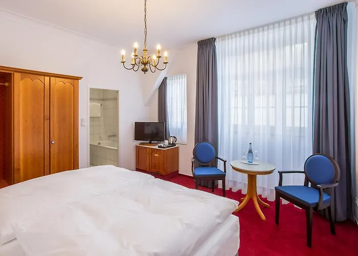 Zum Ritter St Georg - Oldest Residential Building In Since 1592 3* Heidelberg