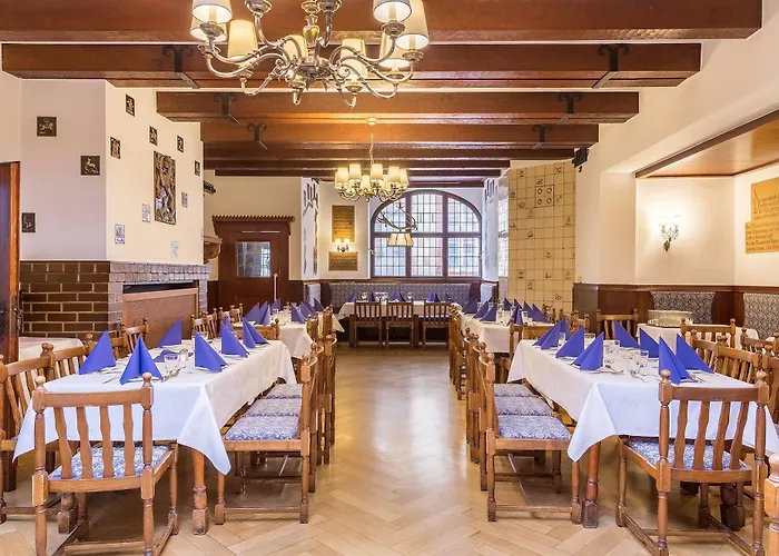 Zum Ritter St Georg - Oldest Residential Building In Since 1592 Heidelberg